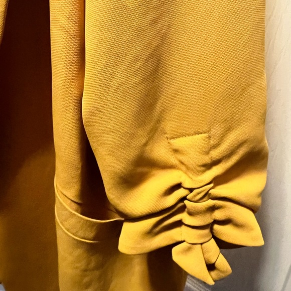 River Island ruched-sleeved boyfriend blazer - Picture 4 of 4